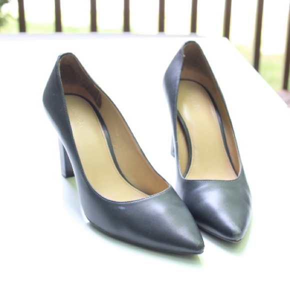 Michael Kors Abbi pumps - Picture 4 of 10